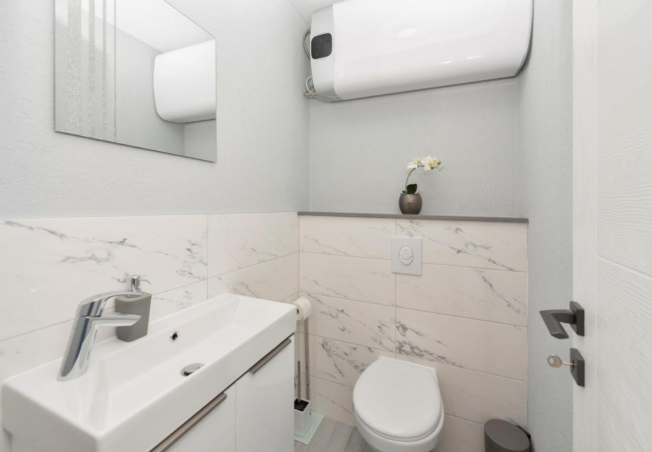 App Anna Apartamento Makarska Exterior foto