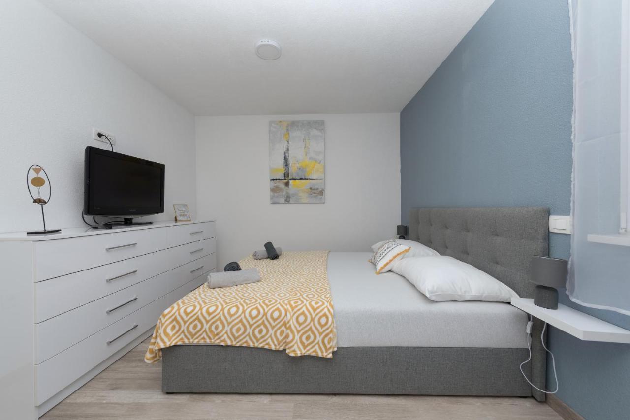 App Anna Apartamento Makarska Exterior foto